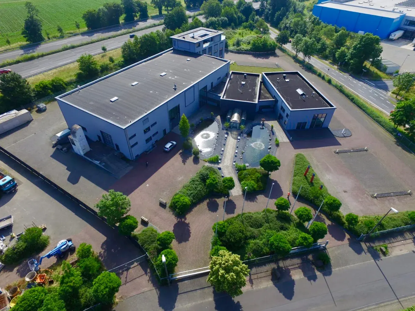 Gesamtansicht des Geländes der K&K Eventlocation aus der Vogelperspektive